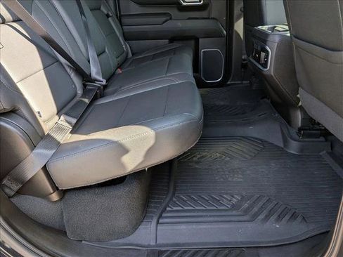 Used 2022 Chevrolet Silverado 1500 LTZ w/ LTZ Premium Package image 19