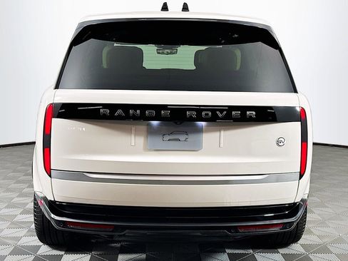 Used 2023 Land Rover Range Rover SV image 5