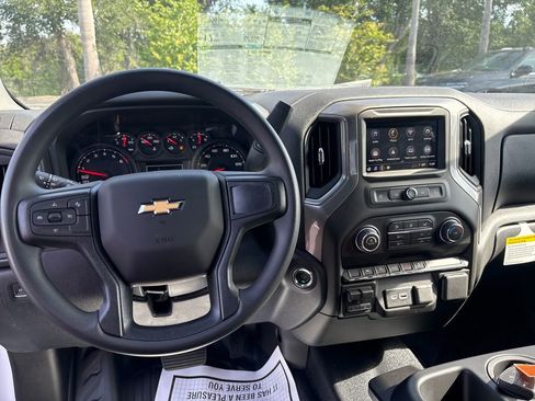New 2026 Chevrolet Silverado 1500 W/T image 12