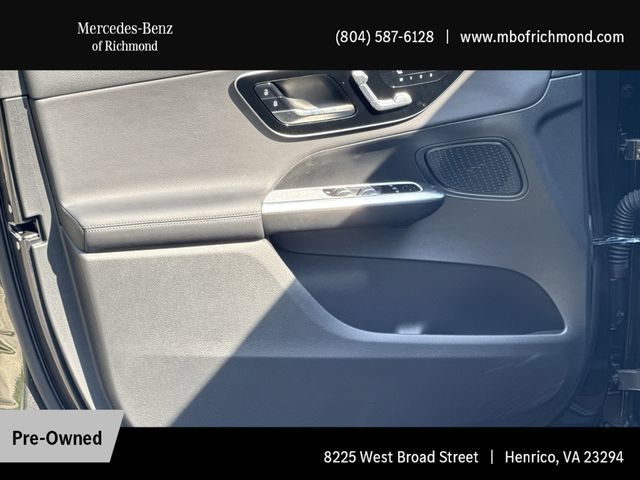 Used 2026 Mercedes-Benz GLC 300 4MATIC image 12