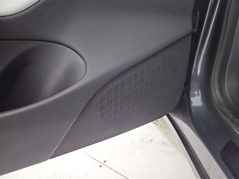 Used 2021 Tesla Model 3 Standard Range Plus image 32