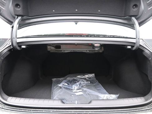 New 2026 Hyundai Elantra Limited image 30