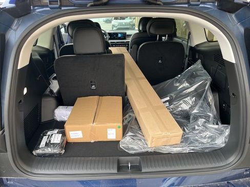 New 2026 Hyundai Ioniq 9 Limited image 9