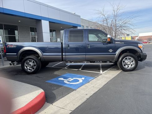 Used 2014 Ford F350 Lariat w/ Lariat Ultimate Package image 5