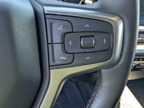 Used 2023 Chevrolet Silverado 1500 LT w/ Convenience Package II AWD/4WD image 14