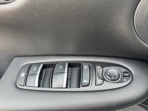 Used 2024 INFINITI QX50 Luxe FWD image 9
