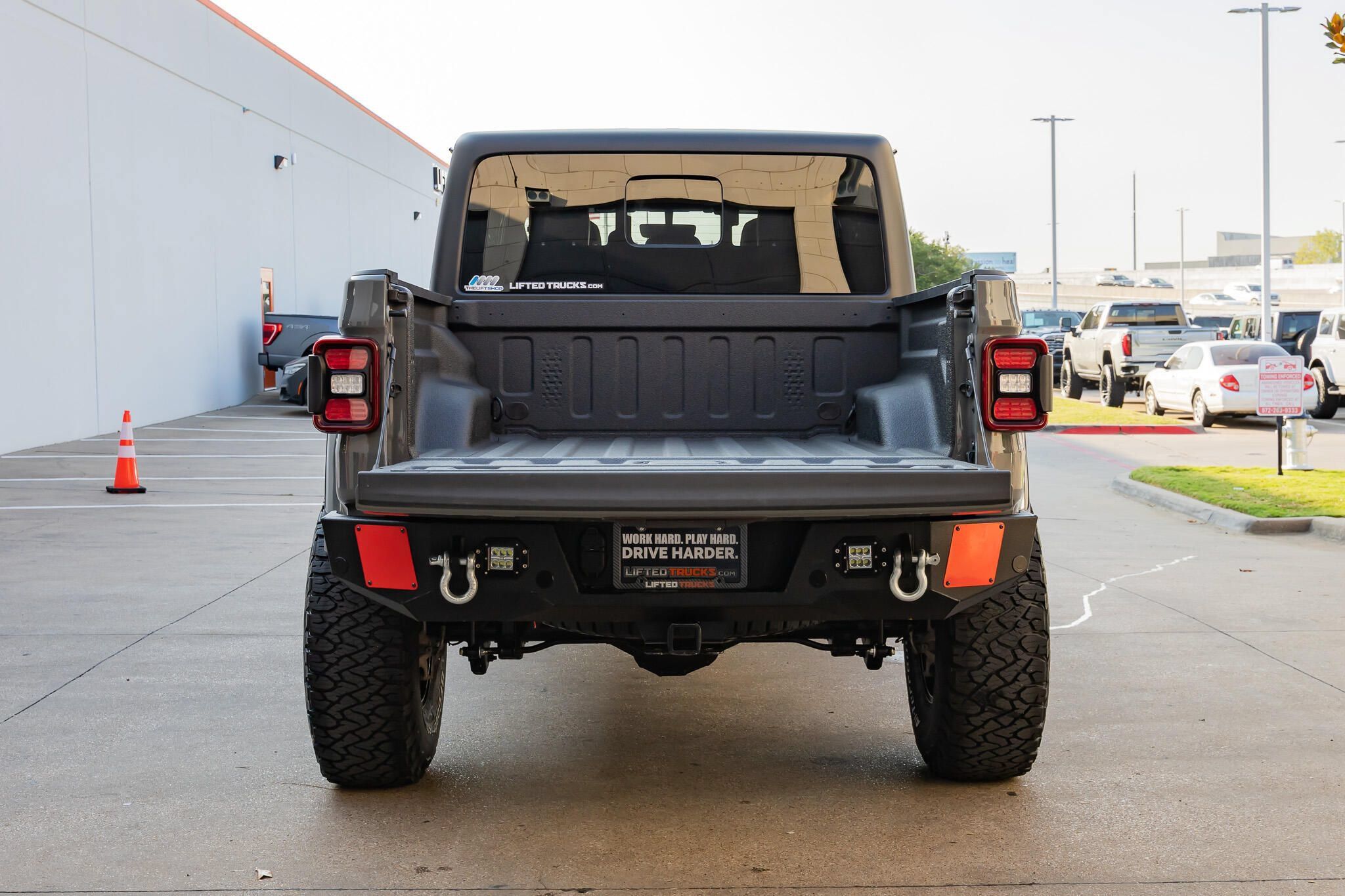 Used 2022 Jeep Gladiator Mojave w/ LED Lighting Group AWD/4WD image 9