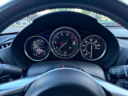 Used 2016 MAZDA MX-5 Miata Sport RWD image 10
