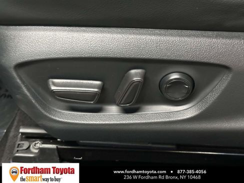 Used 2024 Toyota Camry SE w/ Cold Weather Package image 18