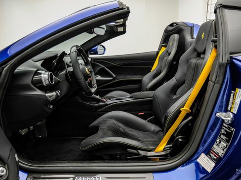 Used 2023 Ferrari 812 GTS RWD image 47