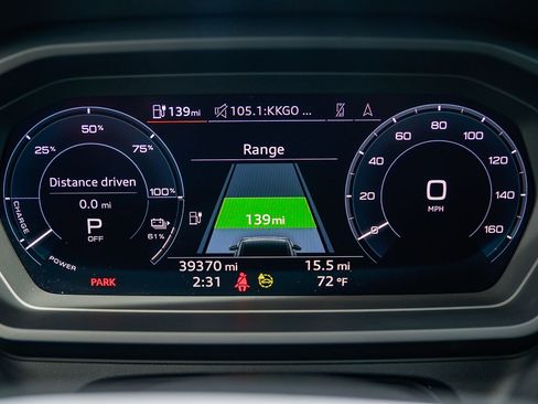 Used 2023 Audi Q4 e-tron Premium Plus RWD image 24