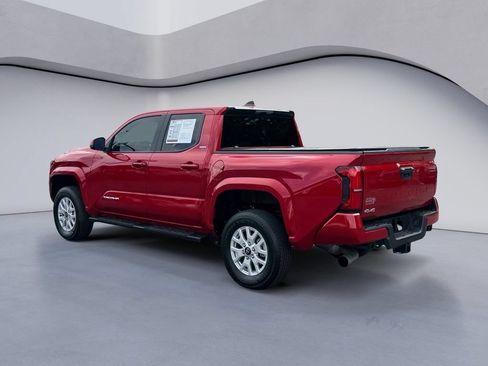 Used 2025 Toyota Tacoma SR5 AWD/4WD image 3