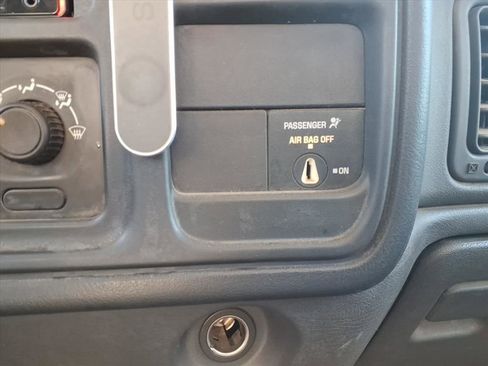 Used 2007 Chevrolet Silverado 3500 W/T w/ Heavy-Duty Power Package image 16