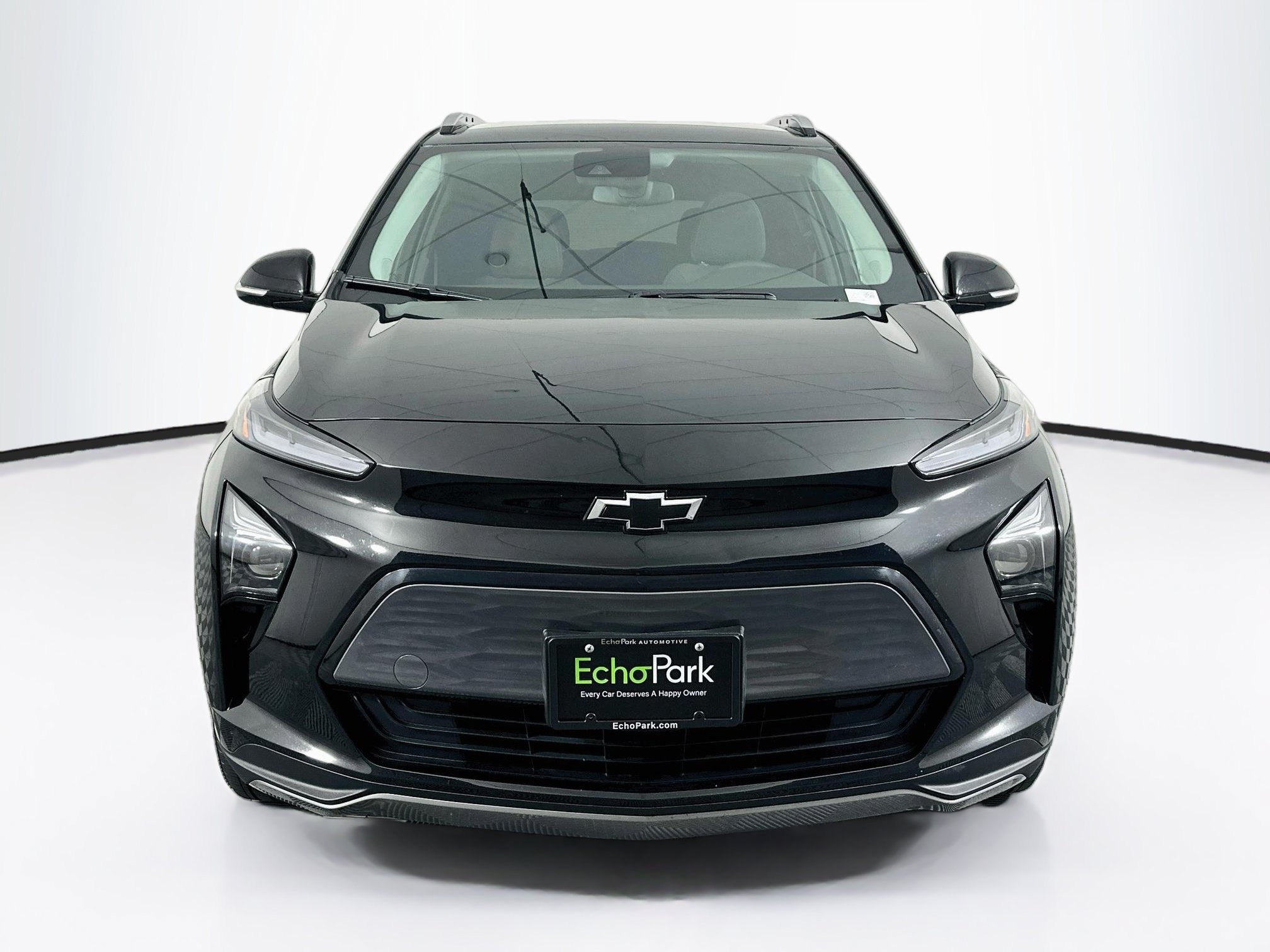 Used 2023 Chevrolet Bolt EUV LT FWD image 2