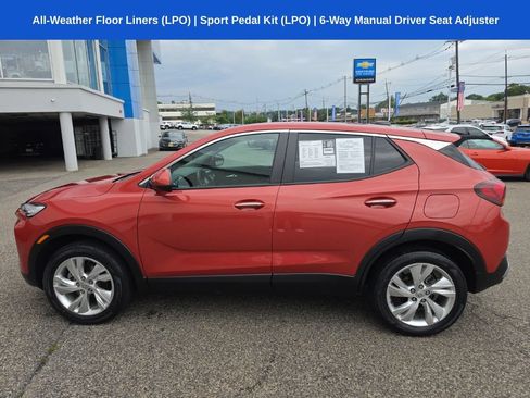 Used 2024 Buick Encore GX Preferred AWD/4WD image 6