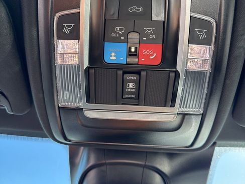 Used 2026 RAM 2500 Laramie w/ Night Edition image 34