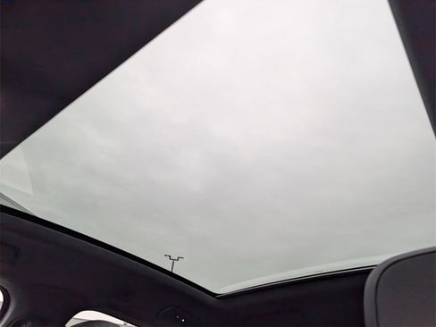 Certified 2025 Porsche Cayenne image 25