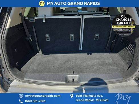 Used 2022 Nissan Pathfinder SL AWD/4WD image 24