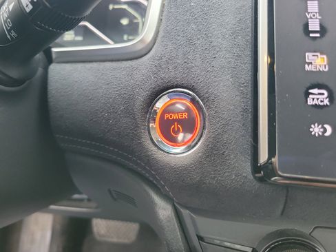 Used 2018 Honda Clarity Touring image 15