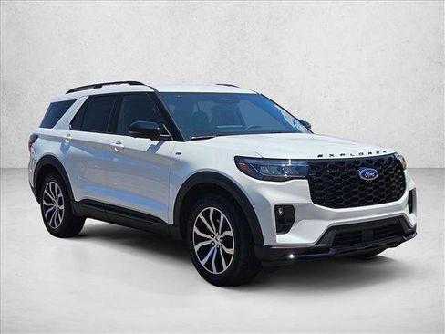 New 2025 Ford Explorer ST-Line image 8