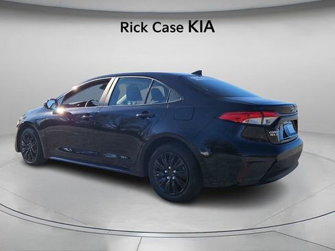 Used 2023 Toyota Corolla LE image 7