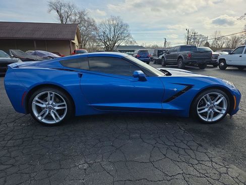 Used 2015 Chevrolet Corvette Stingray Coupe w/ 2LT Preferred Equipment Group image 21