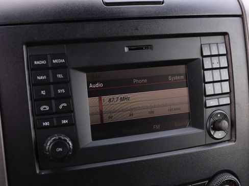 Used 2015 Mercedes-Benz Sprinter 2500 image 16