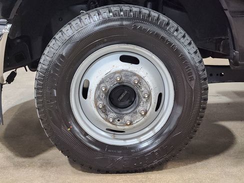 Used 2023 Ford F350 XL w/ XL Chrome Package AWD/4WD image 29