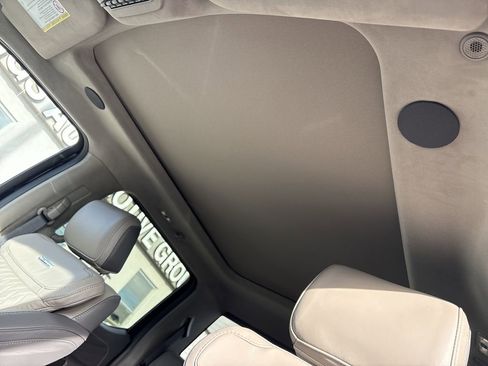 Used 2026 Ford F450 Platinum w/ Platinum Plus Package image 29