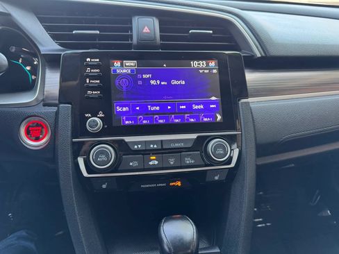 Used 2019 Honda Civic EX image 12