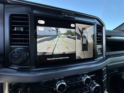 New 2025 Ford F250 Platinum image 17