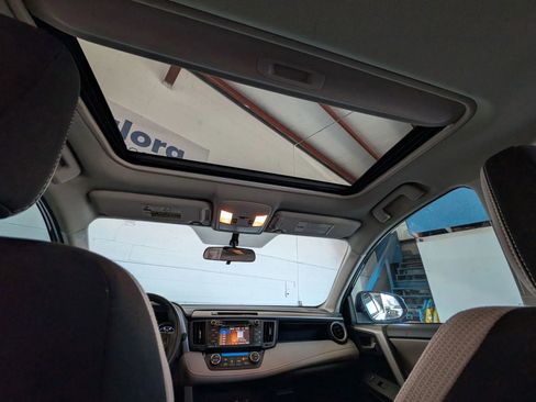 Used 2016 Toyota RAV4 XLE image 8