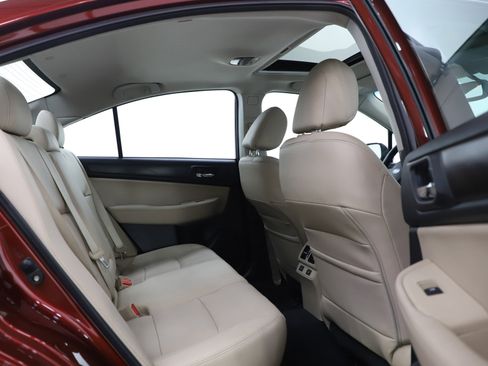 Used 2016 Subaru Legacy 3.6R Limited image 12