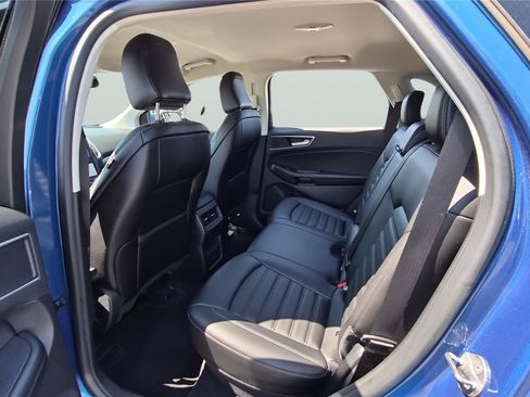 Used 2021 Ford Edge SEL FWD image 17