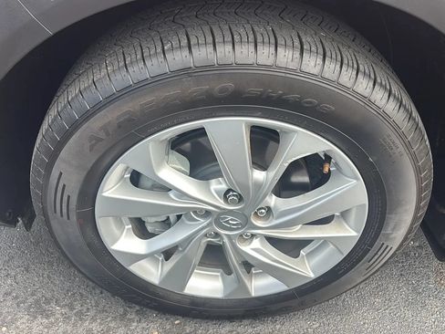 Used 2019 Hyundai Tucson Value FWD image 31