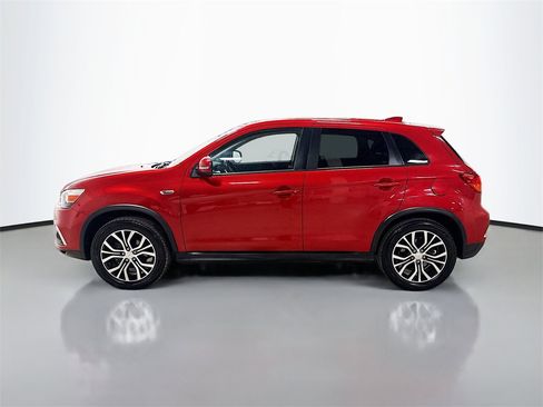 Used 2018 Mitsubishi Outlander Sport SE image 4