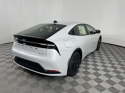 New 2026 Toyota Prius Plug-In Hybrid image 7