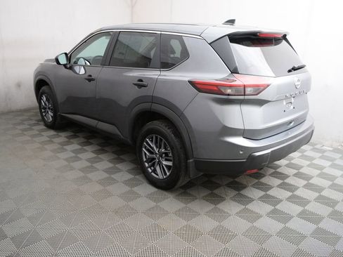 Used 2025 Nissan Rogue S AWD/4WD image 7
