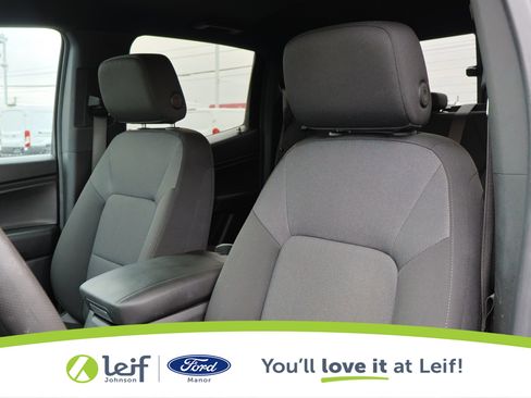 Used 2024 Chevrolet Colorado W/T w/ Technology Package image 12