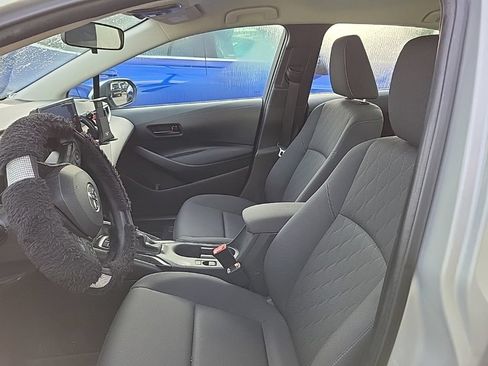 Used 2024 Toyota Corolla LE FWD image 6