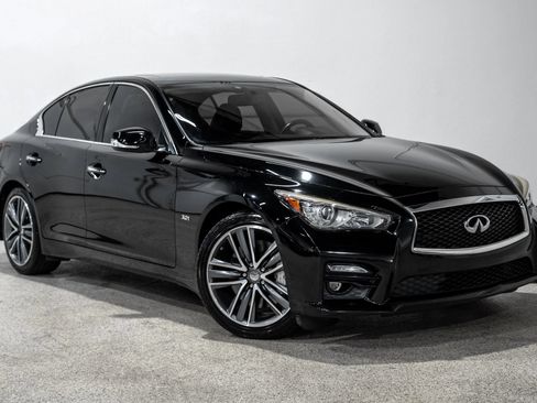 Used 2017 INFINITI Q50 Sport AWD/4WD image 4