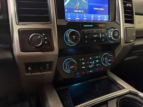 Used 2021 Ford F350 Lariat w/ Lariat Value Package AWD/4WD image 19