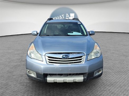 Used 2012 Subaru Outback 2.5i Limited image 9
