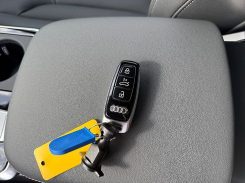 New 2026 Audi Q8 Premium Plus image 33