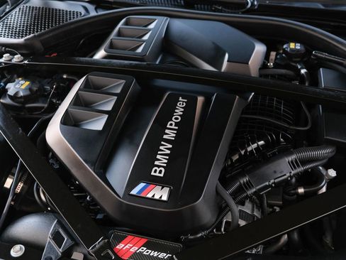 Used 2021 BMW M4 Coupe w/ Executive Package image 19