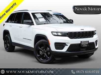 Used 2023 Jeep Grand Cherokee Altitude