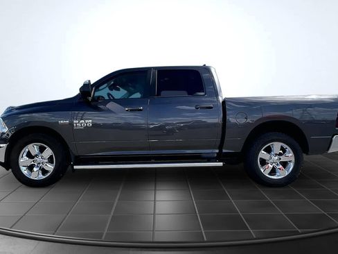 Used 2019 RAM 1500 Big Horn AWD/4WD image 3