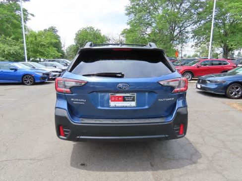 Used 2020 Subaru Outback Premium AWD/4WD image 5