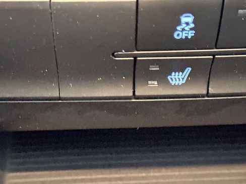 Used 2017 RAM 1500 Big Horn image 39