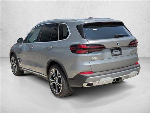 New 2026 BMW X5 xDrive40i w/ Premium Package AWD/4WD image 9